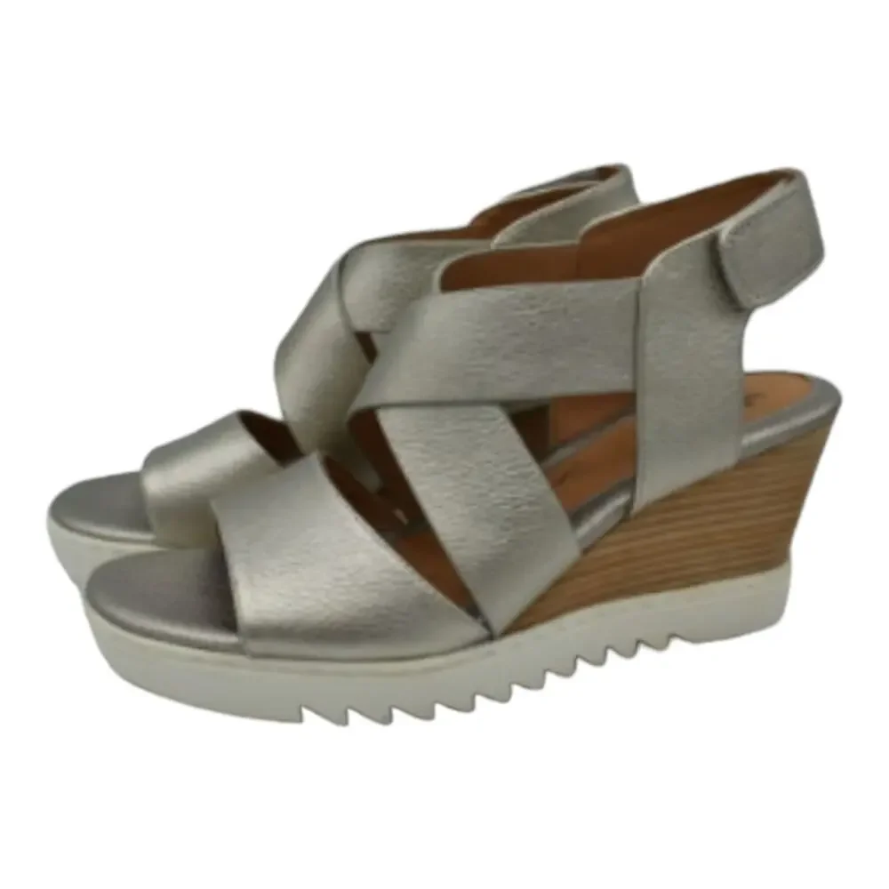 Sofft Womens Size 10 Uxley Grey Gold Metallic Leather‎ Wedge Sandals Shoes New